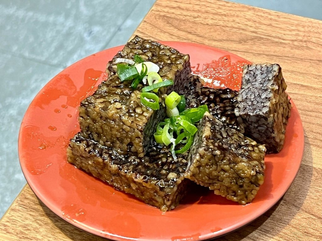 台北美食｜西門必訪老店，鵝肉控的天堂——佳香鵝肉亭！