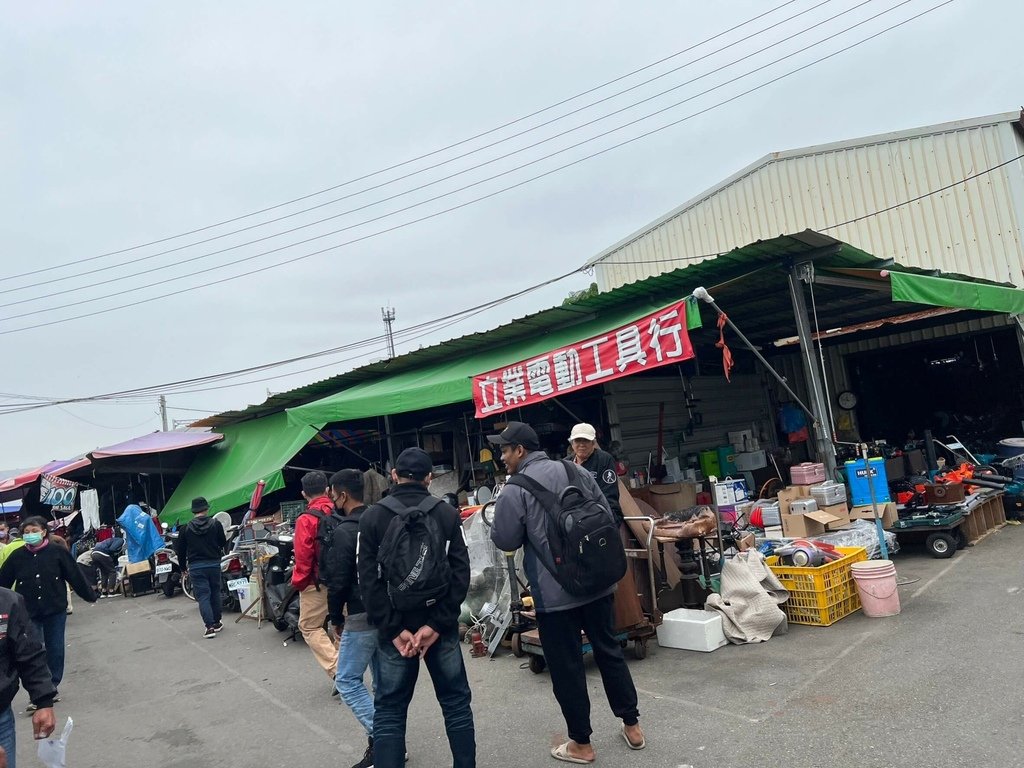 台中景點｜尋找古董、珍寶的最佳去處——如寶庫般的太原跳蚤市場