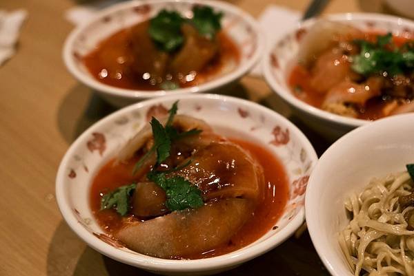 臺北萬華美食｜川業肉圓：台北萬華的時光味道