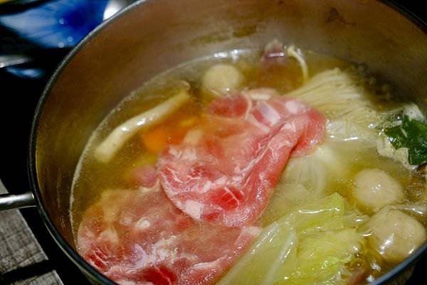 🔥【中和深夜食堂推薦】川魚堂藥膳火鍋超暖心開箱｜羊肉爐/當歸