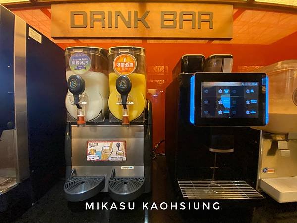 飲料吧檯 drink bar MO-MO-PARADISE用餐環境 高雄夢時代 統一時代百貨 吃到飽 用餐心得 美食推薦 MOMO壽喜燒 前鎮火鍋推薦