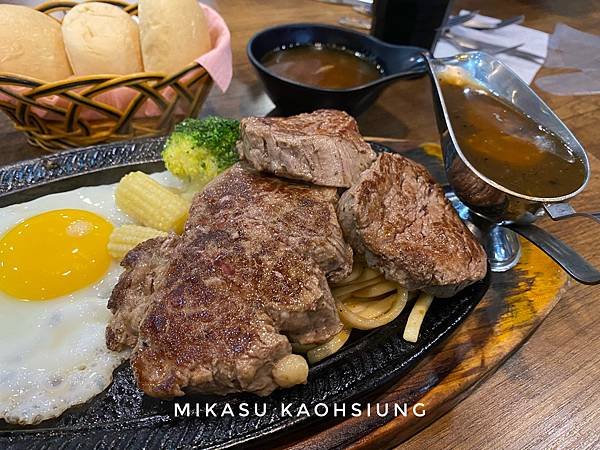 高雄鳳山區牛排館推薦 阿財原肉牛排菜單 鳳山平價原塊牛排推薦 2022年菜單 鳳山牛排推薦 平價牛排