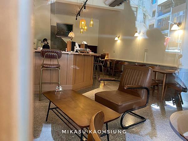 2022惠飯店菜單 大人味咖哩 全預約制度 高雄後火車站網美餐廳 炸雞咖哩 咖哩啤酒