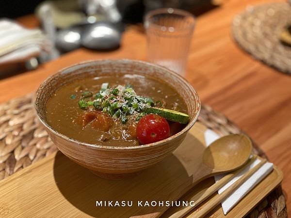 2022惠飯店菜單 大人味咖哩 全預約制度 高雄後火車站網美餐廳 炸雞咖哩 咖哩啤酒