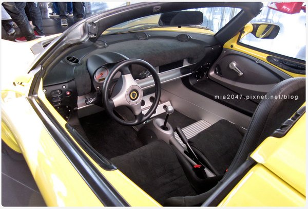 car06.jpg