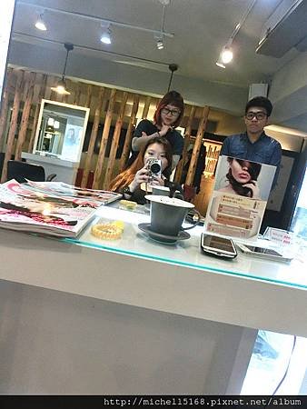 Re Born hair salon