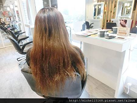 Re Born hair salon