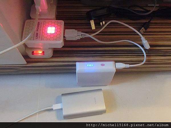 歐諾夫Onoff 行動電源--8000mAh