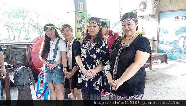 強力推薦：【台北--花蓮一日遊】     早上  05:58  樹林搭火車     08:20 花蓮站    【江玉寶有機農場】   【如豐琢玉工坊】       (午餐)  【養生輕食餐】 馬太鞍濕地：【馬太鞍休閒農業區】      原住民風味晚餐：欣綠農園   20:25 花蓮站  回台北   