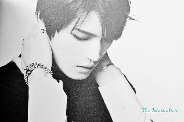 2013-01-26-Jaejoong-1stMiniAlbumn-I-3