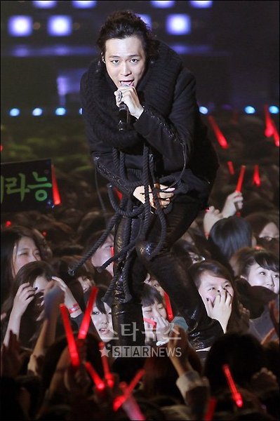 JYJ 101012 Showcase首爾站新聞照6.jpg