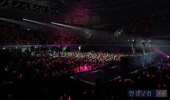JYJ 101012 Showcase首爾站新聞照5.jpg