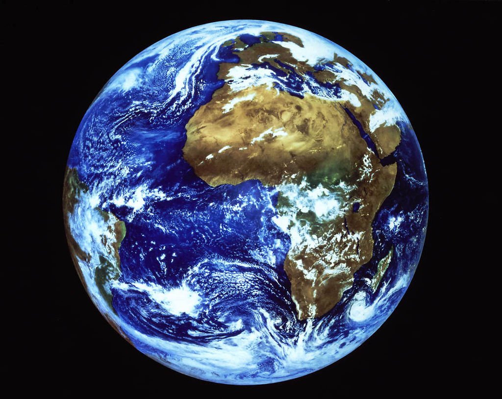 earth01.jpg
