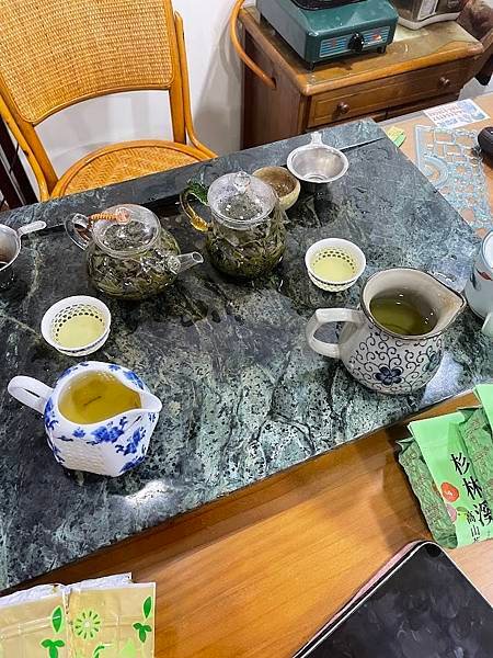 華美茗茶手摘杉林溪春季烏龍青茶實際沖泡比較