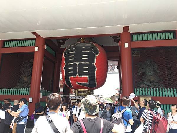 ▌東京 Day1 ▌東京歷史最悠久的雷門淺草寺、東京平價連鎖