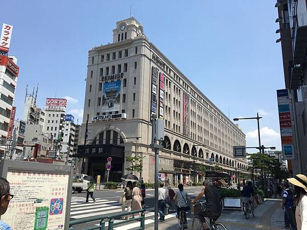 ▌東京 Day1 ▌東京歷史最悠久的雷門淺草寺、東京平價連鎖