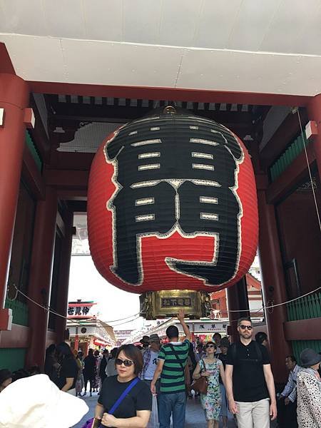 ▌東京 Day1 ▌東京歷史最悠久的雷門淺草寺、東京平價連鎖