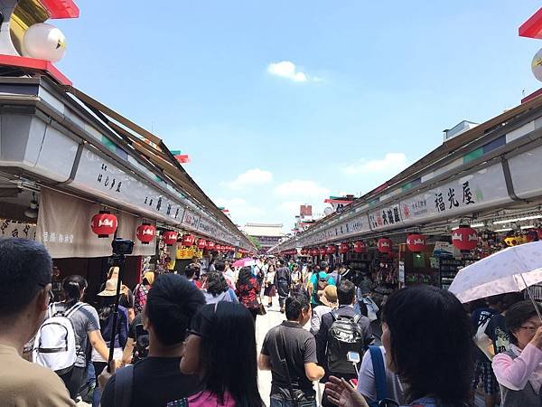 ▌東京 Day1 ▌東京歷史最悠久的雷門淺草寺、東京平價連鎖