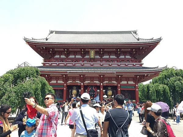 ▌東京 Day1 ▌東京歷史最悠久的雷門淺草寺、東京平價連鎖