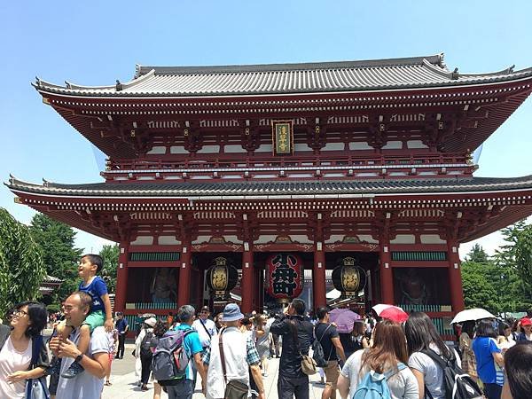▌東京 Day1 ▌東京歷史最悠久的雷門淺草寺、東京平價連鎖