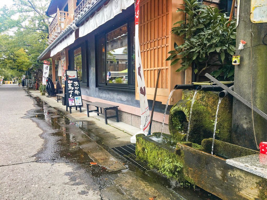 ▌熊本 Day2 ▌阿蘇門前町商店街水基巡りの道、阿蘇とり宮