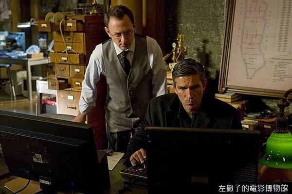 James-Caviezel-and-Michael-Emerson-in-Person-of-Interest-Season-1-2