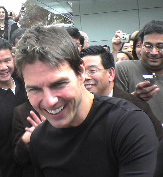 552px-Tom_Cruise_2006.jpg