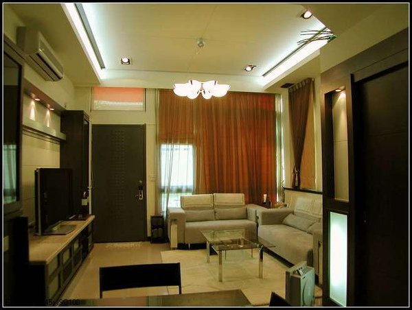2004.JPG
