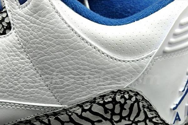 air-jordan-3-true-blue-5.jpg