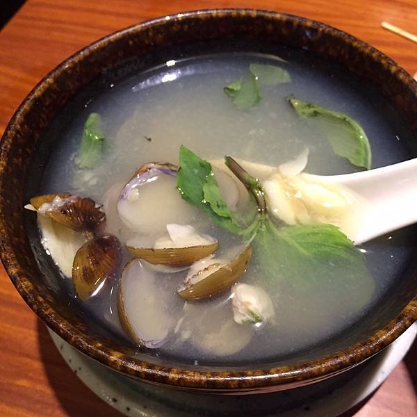 東街