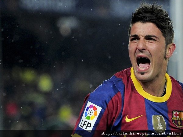 Clasico-20101129-VillaGoal-close.jpg