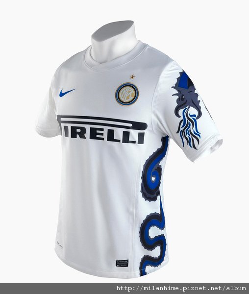 重點在球衣-Nike-Inter-1011賽季-客場白.jpg