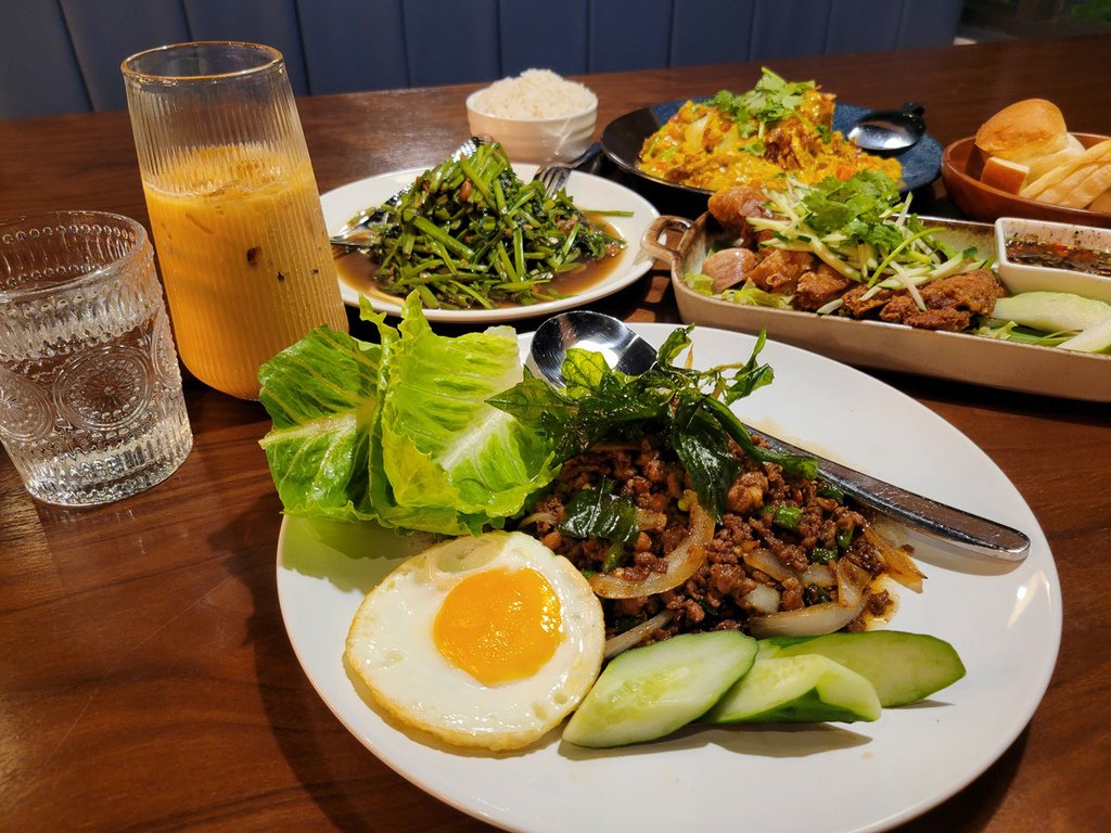 梧樂新創園區｜梧樂食光 平價好吃 用料實在超下飯!｜梧樂食光