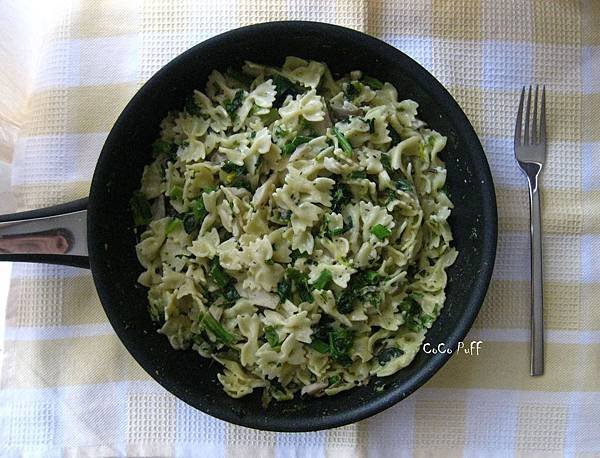 奶油秀珍菇PaSTa (Creamy Mushroom Piccolini with Spinach).jpg