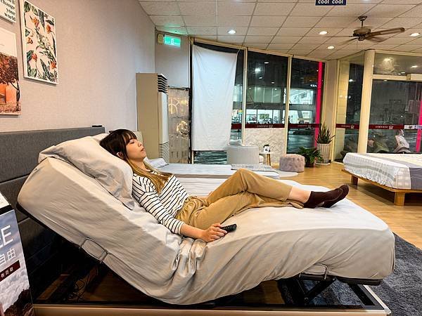 懶人老人福星－電動床墊推薦！『我們是幸福床店-新北蘆洲店』電