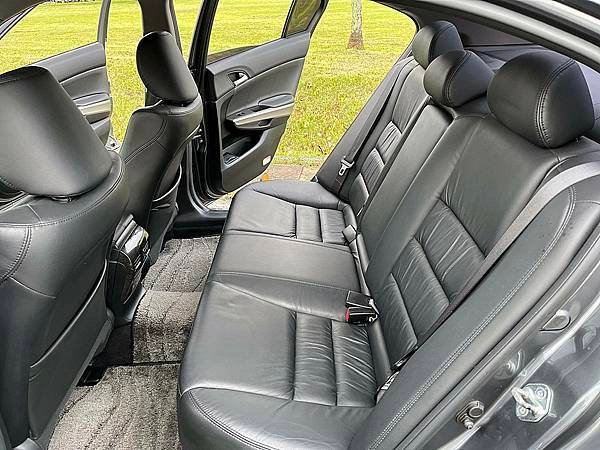 雅哥中古車收購估車0912897287小許06.JPG