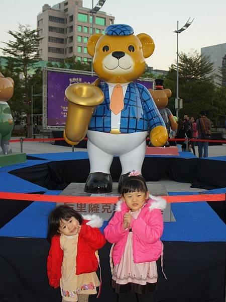 DSC01595-2.jpg