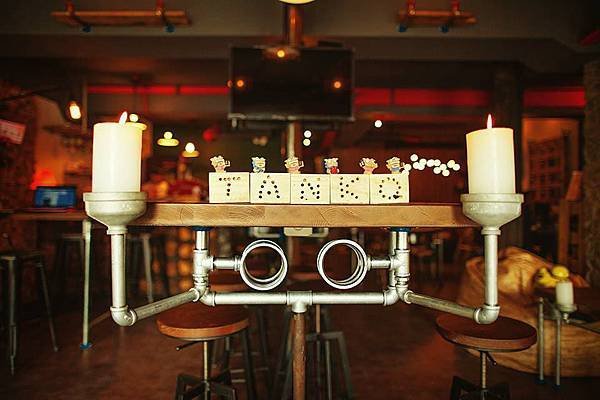 TankQ Cafe &amp; Bar