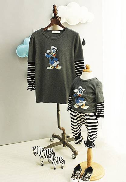 韓國親子裝母子裝母女裝14秋條紋拼接袖卡通純棉T卹1