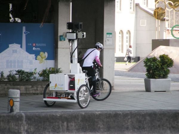 018.google街景車.JPG