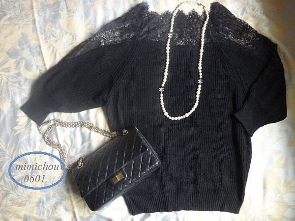 1122 Black lace top.jpg