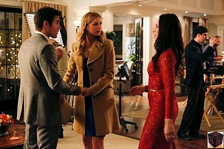 Revenge 2x19 (7)