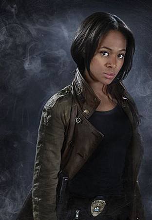 Abbie Mills(Nicole Beharie)