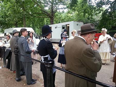 Downton Abbey s04 set (6).jpg