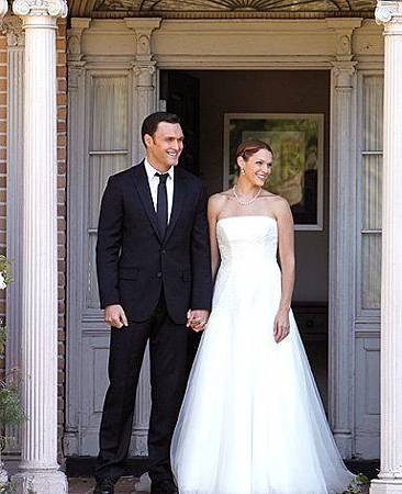 The Mentalist - Season 6 - First Look at Rigsby&apos;s and Van Pelt&apos;s Wedding_595_slogo (1).jpg