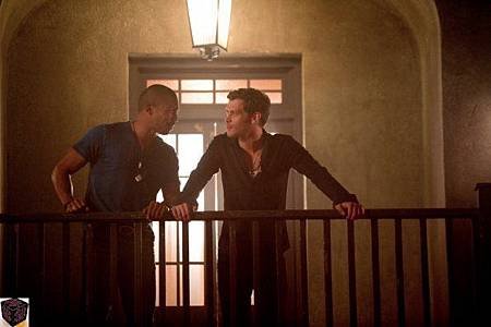 The Originals1x2 (13).jpg