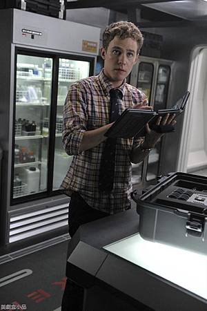 Marvels Agents of SHIELD 1x2 (14).jpg