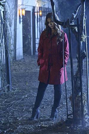 Pretty Little Liars 4x13 (21).jpg