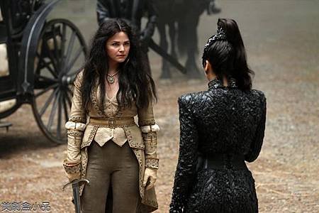 ONCE UPON A TIME3x2 (34).jpg