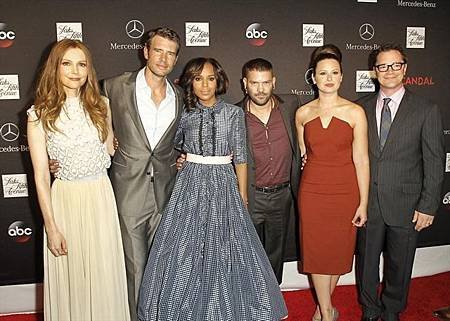 SCANDAL Cast Season 3 Premiere Celebration (6).jpg